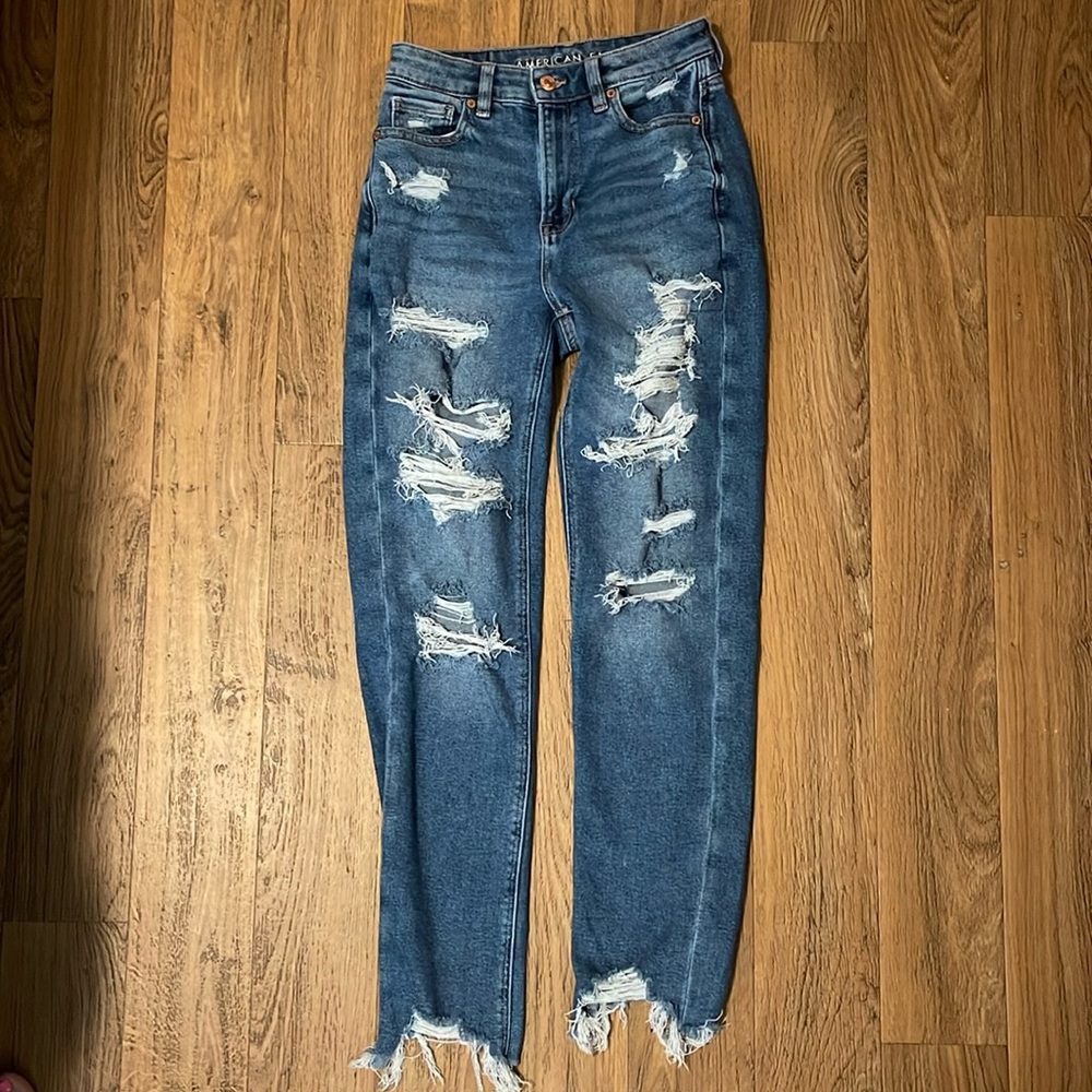 American Eagle Mom Jeans
